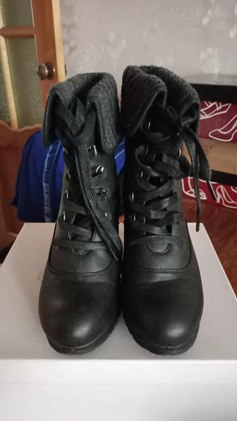 Ботинки продам