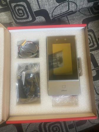 Видеодомофон / контроллер доступа с распознаванием лиц DAHUA (новый)