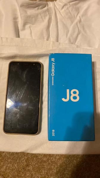 Samsung Galaxy J8