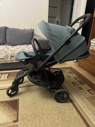 Продам коляску Easywalker Charley