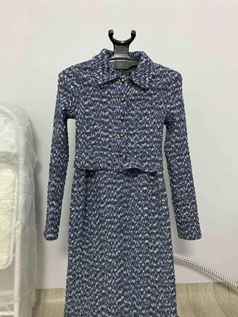 Кофта с юбкой в стиле old money