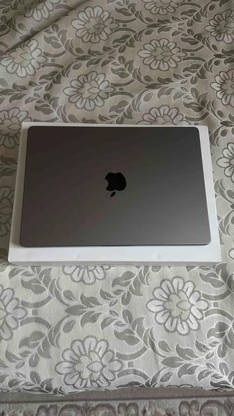 Macbook pro M1 pro, SSD 512гб, ОЗУ 16гб