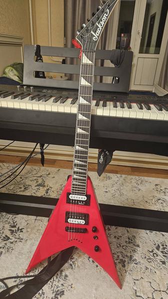 Электрогитара Jackson V King