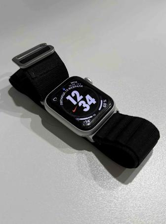 apple watch  Nike 40mm (1-
го поколения)