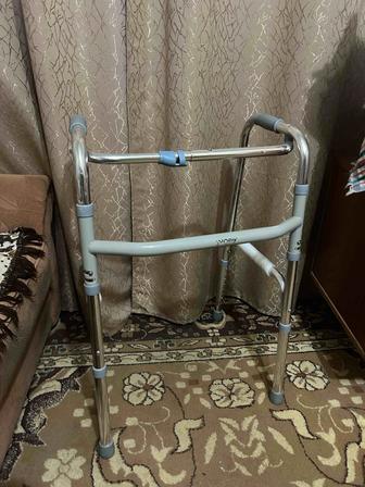 Продам ходунки