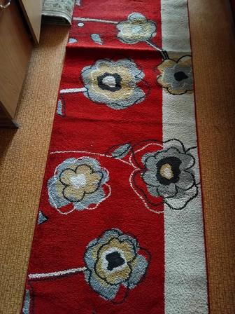 Продам ковровую дорожку.