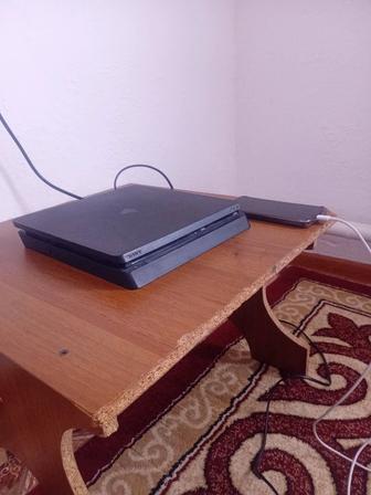 Игровая приставка