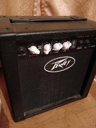 Комбоусилитель Peavey MAX 126