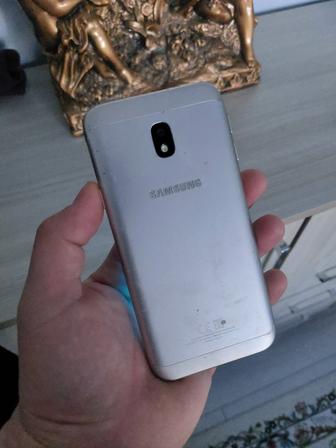 Смартфон samsung j3