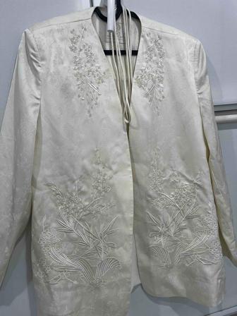 Нарядный костюм