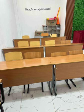 Срочно продам б/у школьные парты