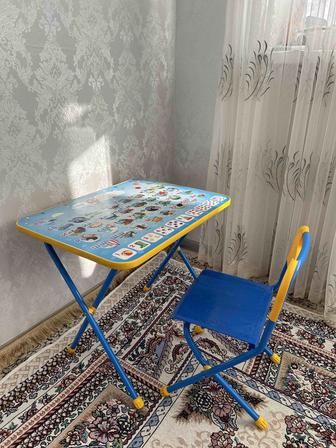 Детский стол
