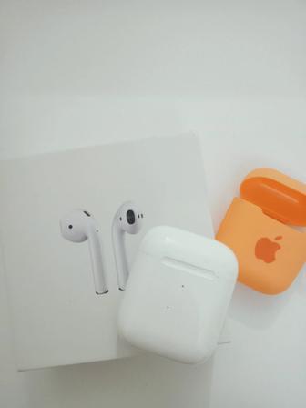 Продается air pods 2 наушник