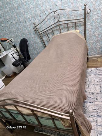 Продам кровать