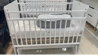 Продам детскую кроватку