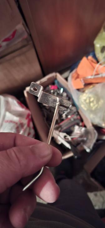 Крючки для аксессуаров