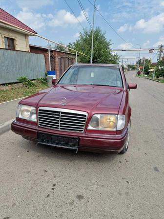 Mercedes-Benz w124 220E на выкуп