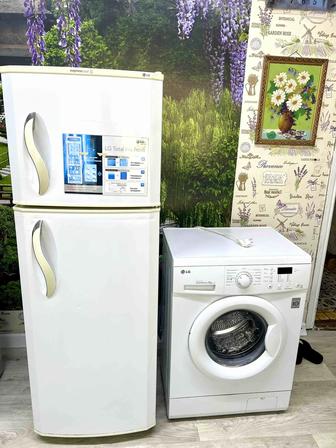 Продам Холодильник с Машинкой