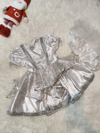 Продам нарядные платья 3-5годика