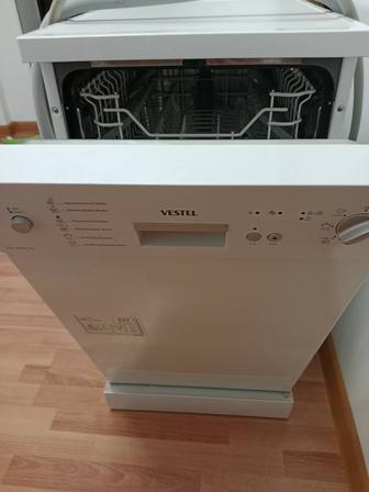 Продам оригинал посудомоечную машину Vestel в отличном рабочем состоянии.