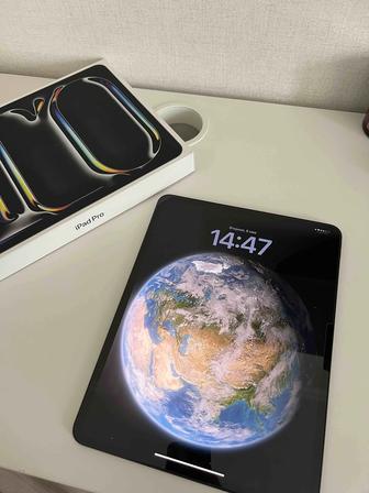 iPad Pro 13 (M4) 256GB Wi-Fi Cellular Space Black