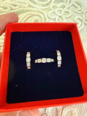 Продам набор из белого золота с бриллиантами