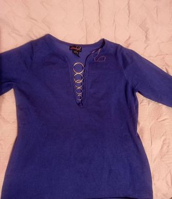 Синяя кофта М