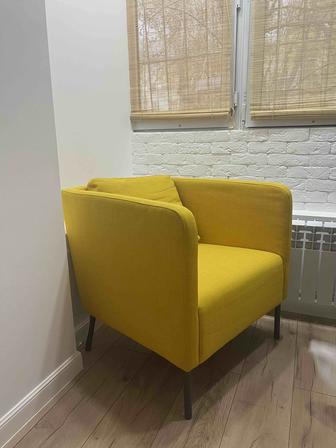 Продам кресло IKEA