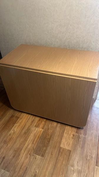 Продается стол ,в хорошем состоянии