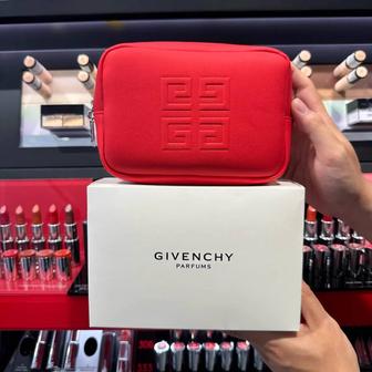 Косметичка Givenchy