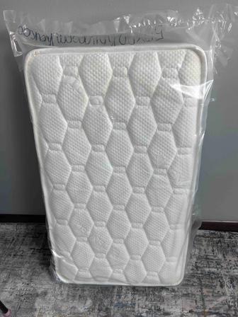 Матрас на кроватку для новорожденных