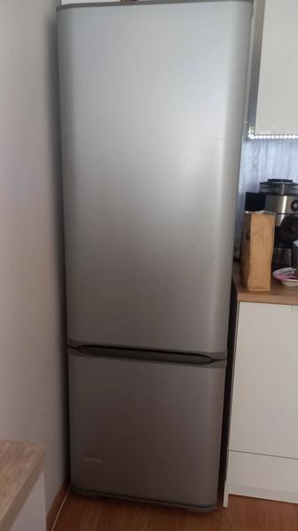 Продам холодильник Бирюса