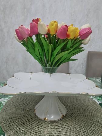 Тарелка на ножках