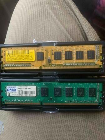 Оперативная память DDR3 2 планки по 4 ГБ