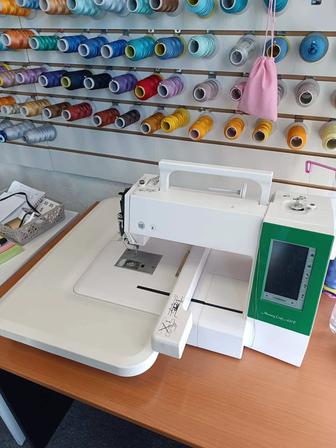 Вышивальная машина Janome Memory Craft -450