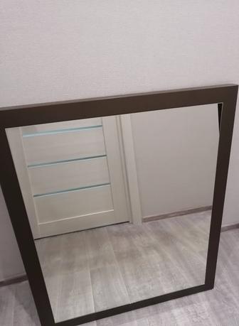 Продам настенное зеркало