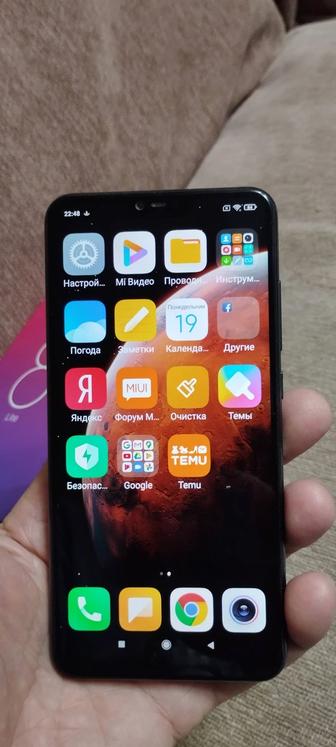 Mi 8 lite смартфон продам бу