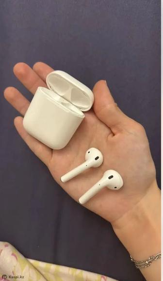 Продаются наушники airpods вторые