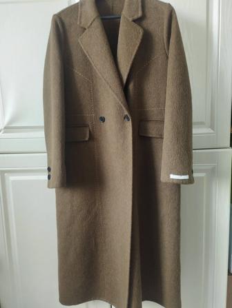 Продам новое и бу пальто размер 44-46