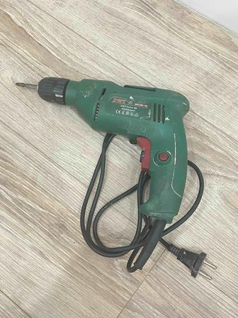 Шуруповерт дрель