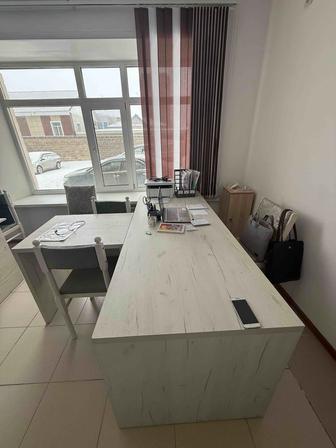 Офисный стол рабочий