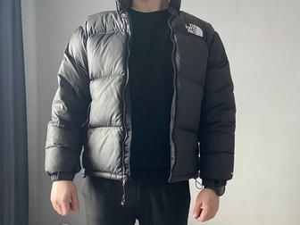 Продаю куртку TNF