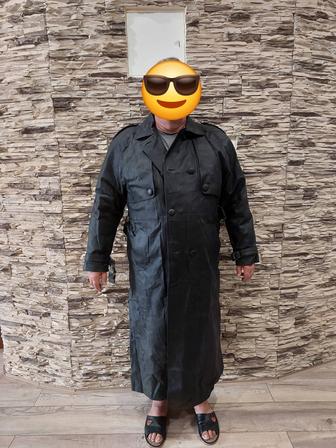 Продам кожаный плащ