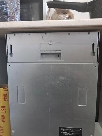 Продам посудомоечную машину