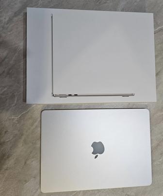 MacBook Air M3 16/512Gb