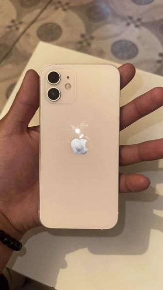 iPhone 12 white