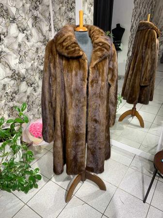Продам норковую шубу