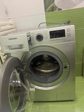 Продам стиральную машину