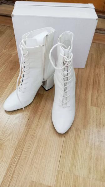 Продам сапожки весна-осень.