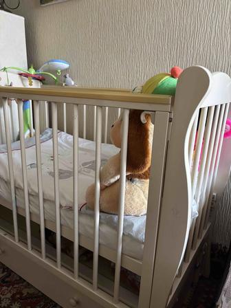 Детская кровать продаю